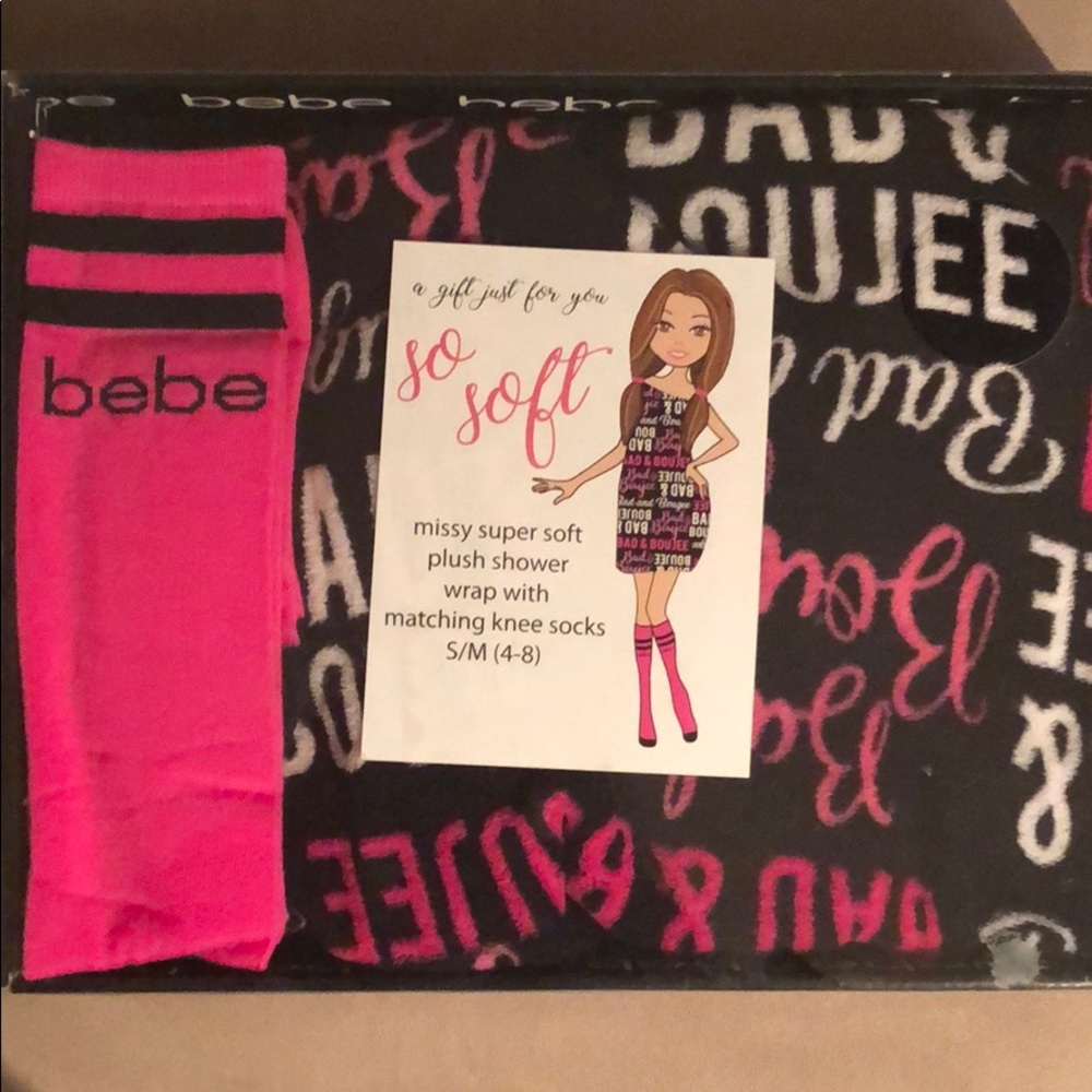 BEBE Plush shower wrap and knee socks